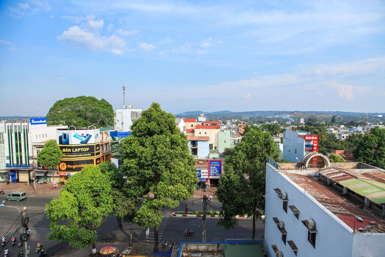 Khách Sạn Hồng Kông Buon Ma Thuot Exterior foto