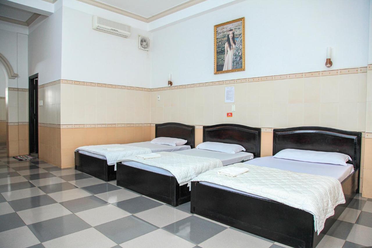 Khách Sạn Hồng Kông Buon Ma Thuot Exterior foto