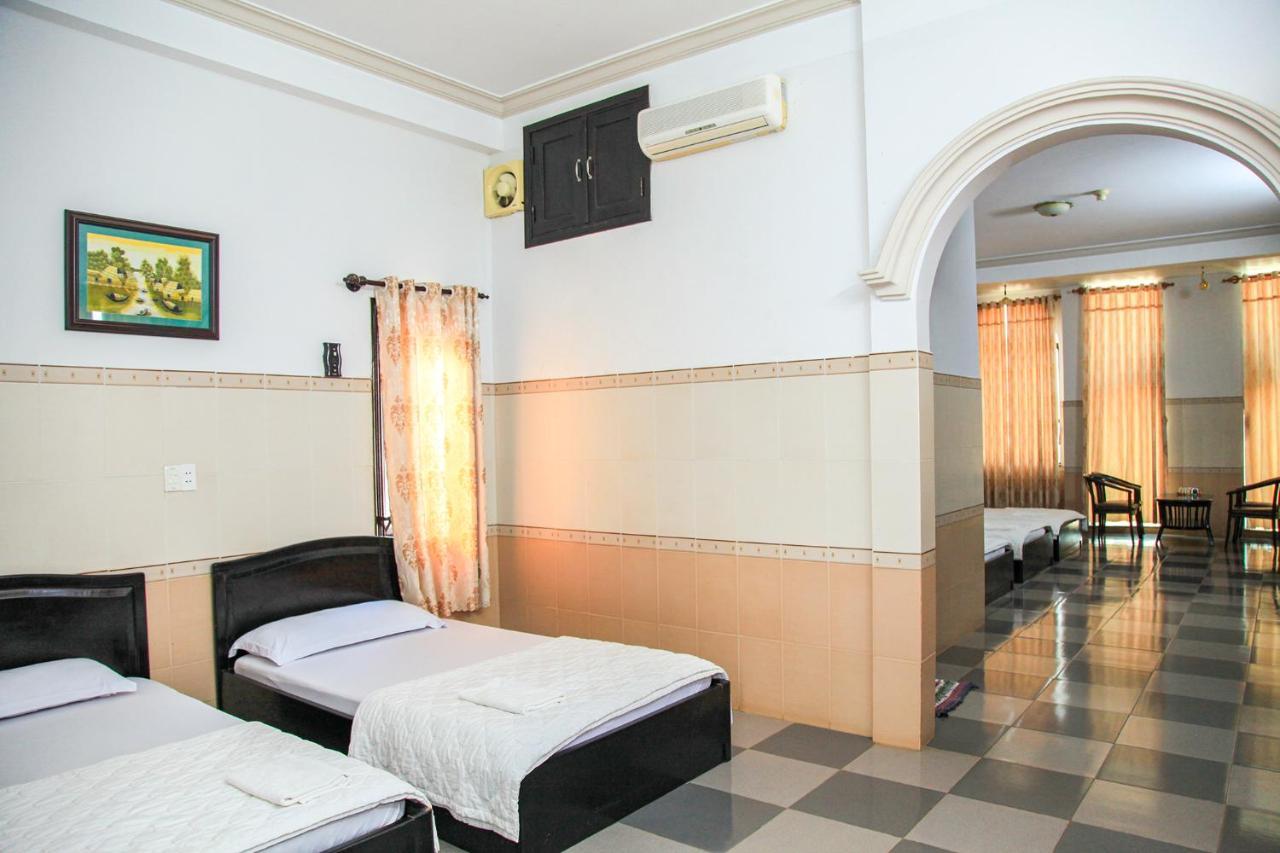 Khách Sạn Hồng Kông Buon Ma Thuot Exterior foto