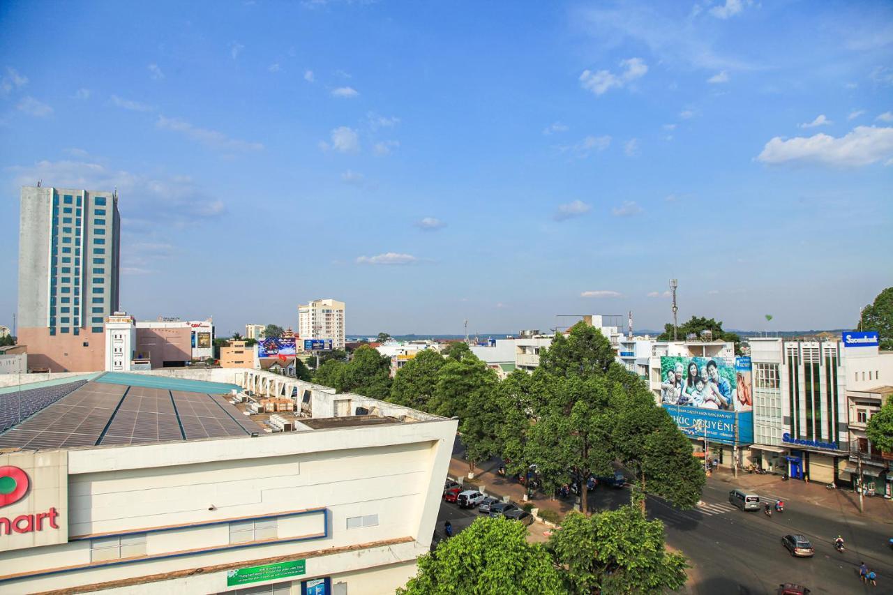 Khách Sạn Hồng Kông Buon Ma Thuot Exterior foto