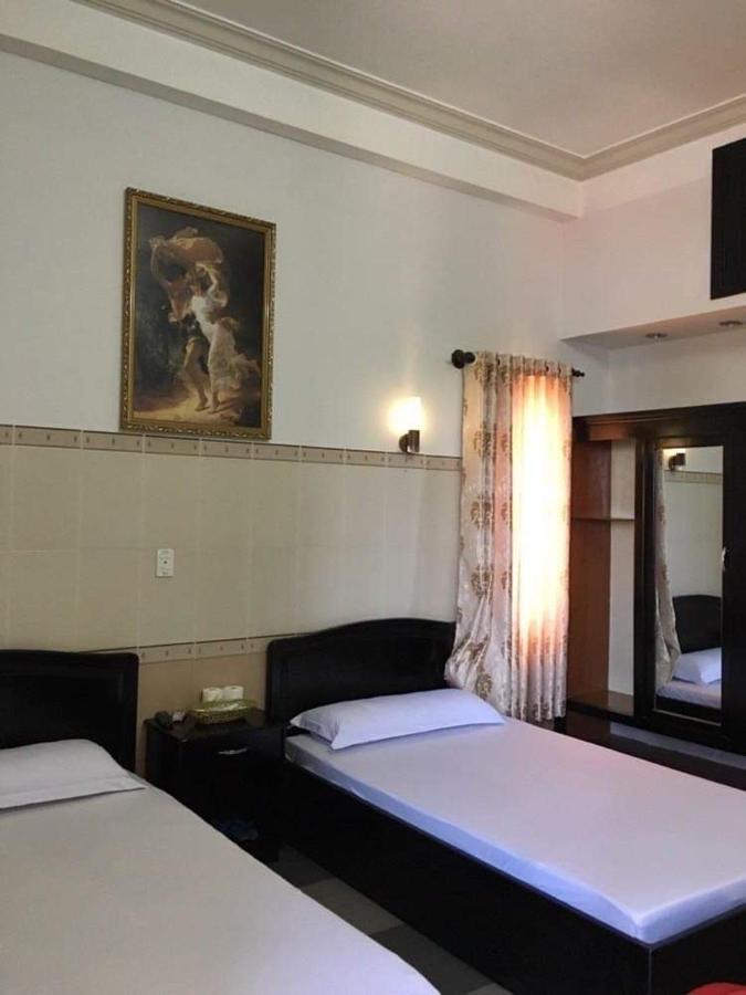 Khách Sạn Hồng Kông Buon Ma Thuot Exterior foto